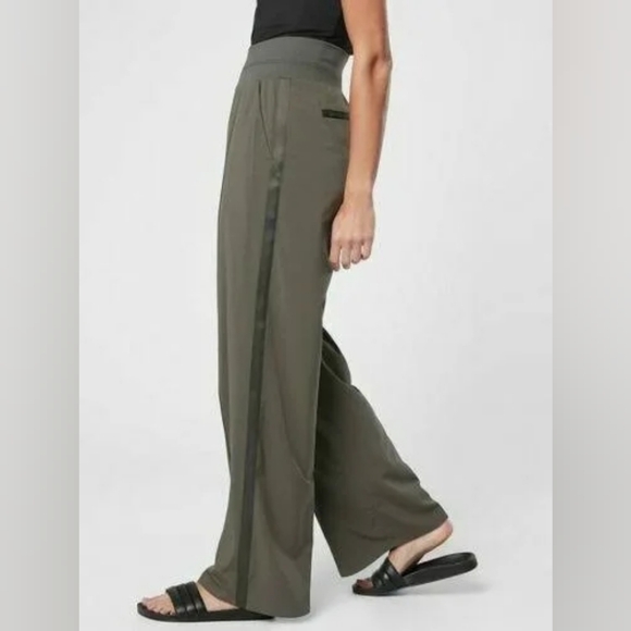[NWT] Athleta Nolita Green Wide Leg Pants - Picture 10 of 10
